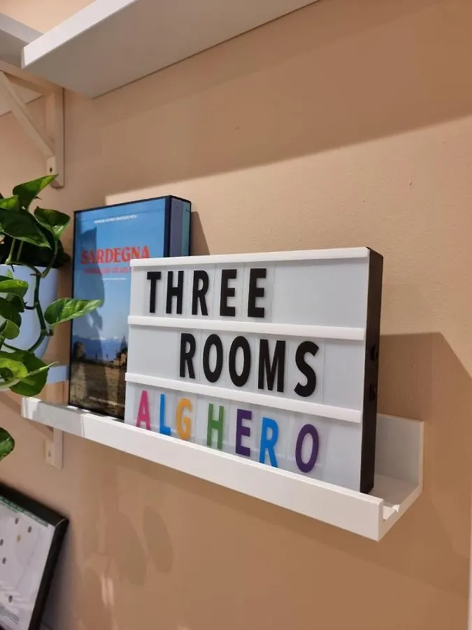 Three Rooms ألغيرو 0*,  إيطاليا