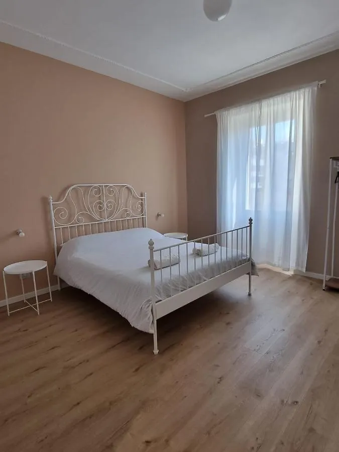 بيت ضيافة Three Rooms ألغيرو إيطاليا