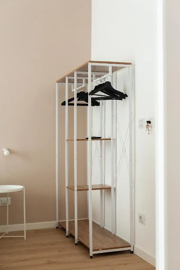 Three Rooms ألغيرو 0*,  إيطاليا